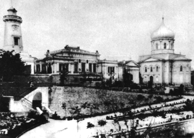 Начало XX в. Вид со стороны Южной бухты на Минную башню и Музей обороны Севастополя